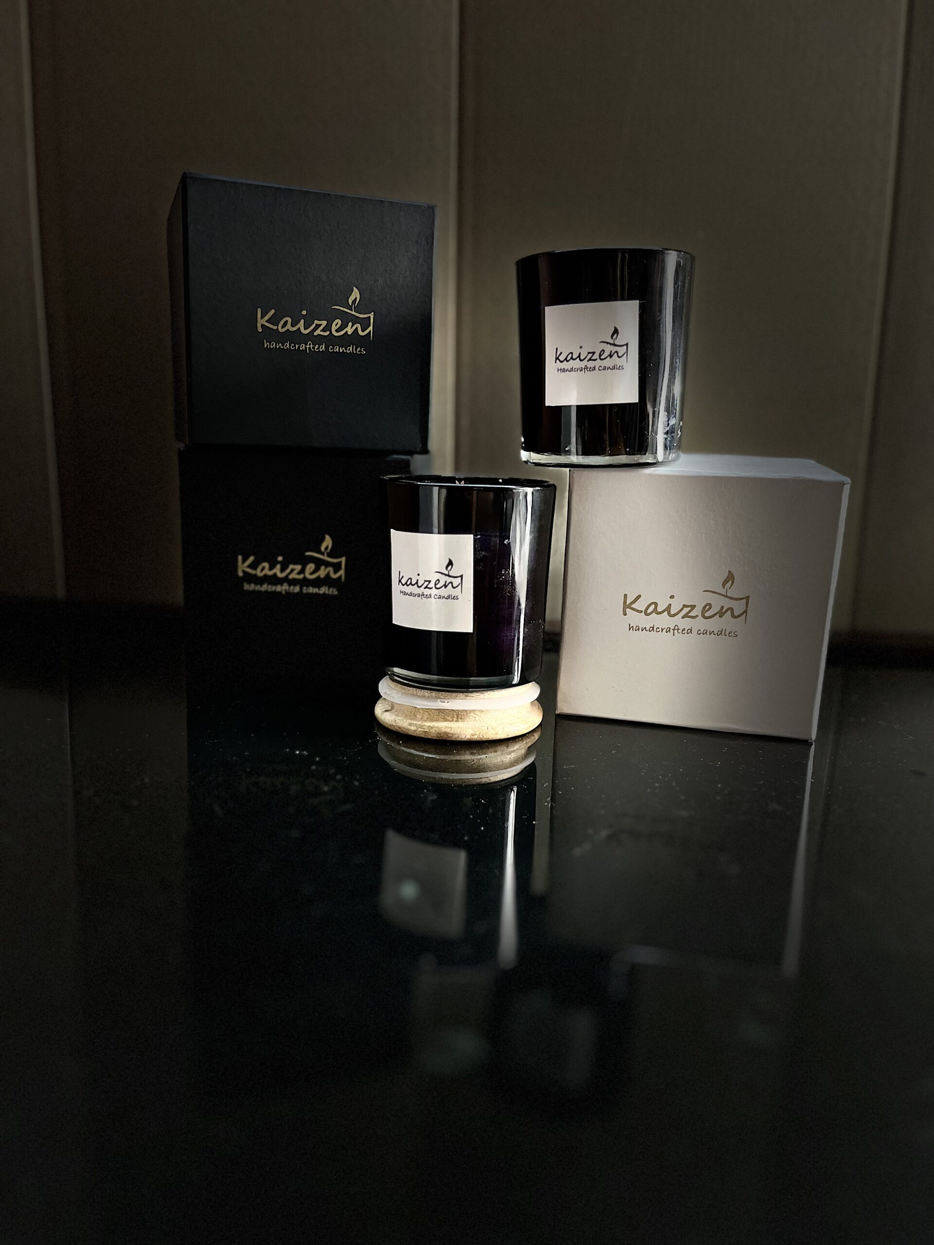 Kaizen Glossy Jar Fragrance Candles – Sleek & Serene