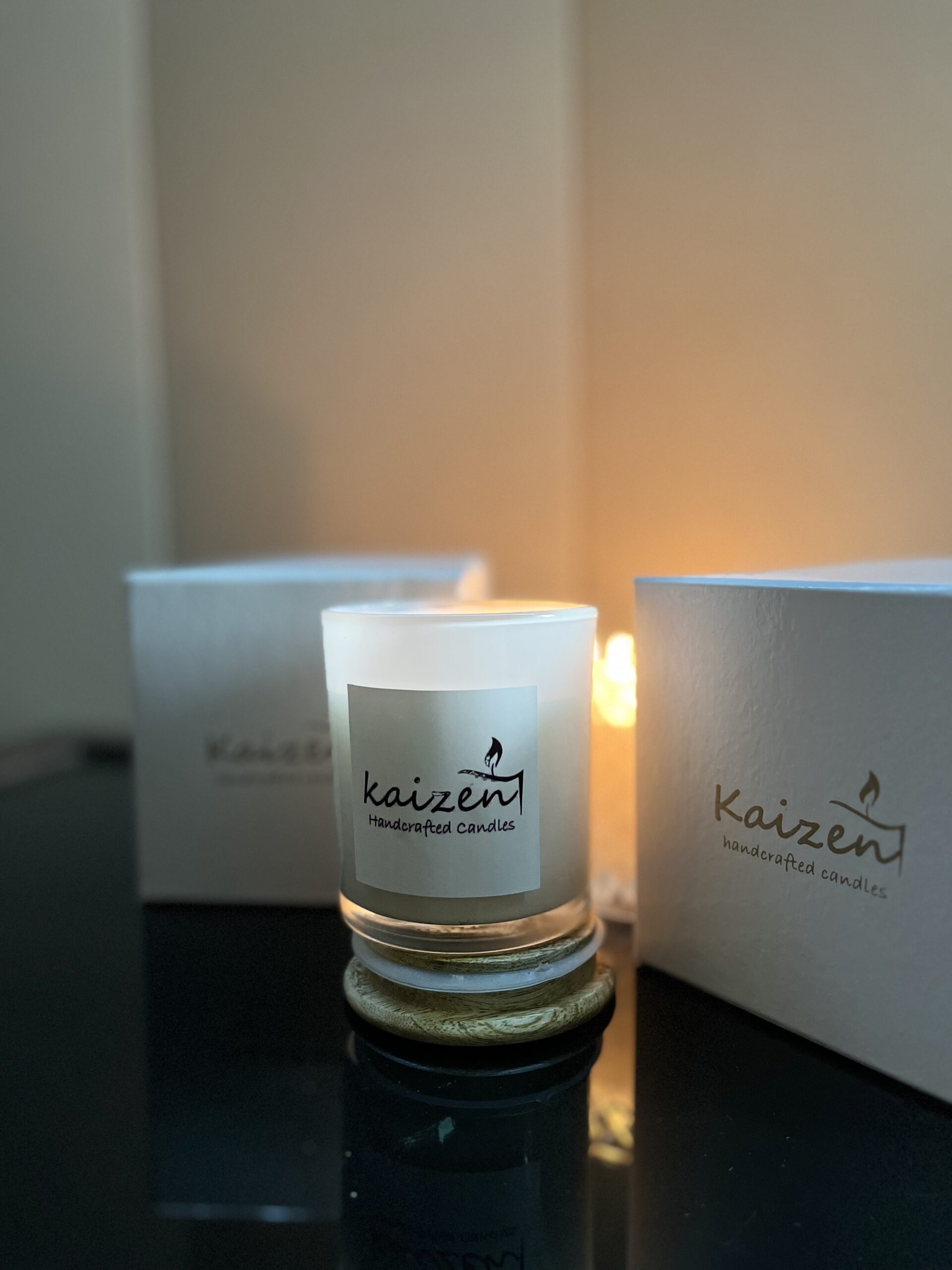 Kaizen Glossy Jar Fragrance Candles – Sleek & Serene